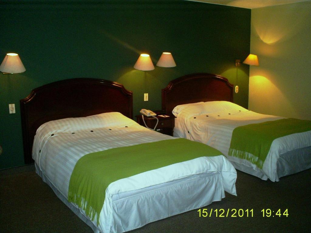 Suites Plaza Las Flores Lima Ngoại thất bức ảnh