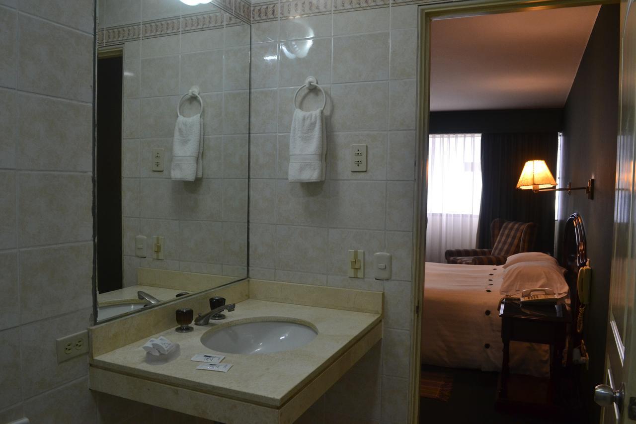 Suites Plaza Las Flores Lima Ngoại thất bức ảnh