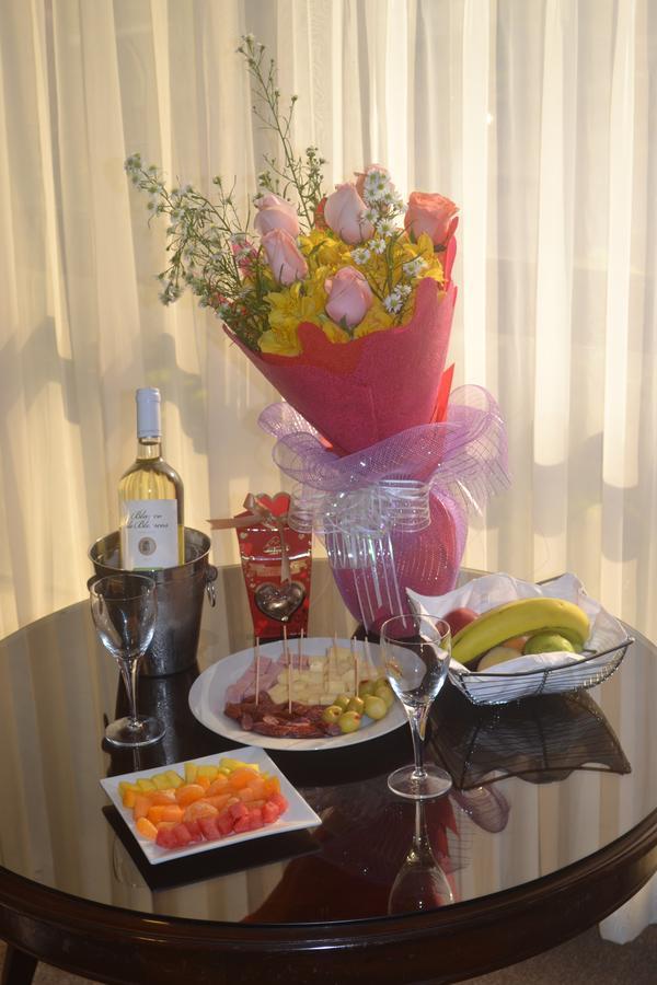 Suites Plaza Las Flores Lima Ngoại thất bức ảnh