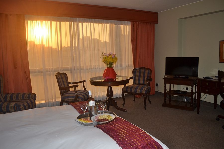 Suites Plaza Las Flores Lima Ngoại thất bức ảnh